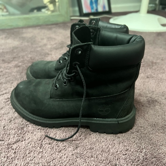 Black Timbs - Picture 2 of 4
